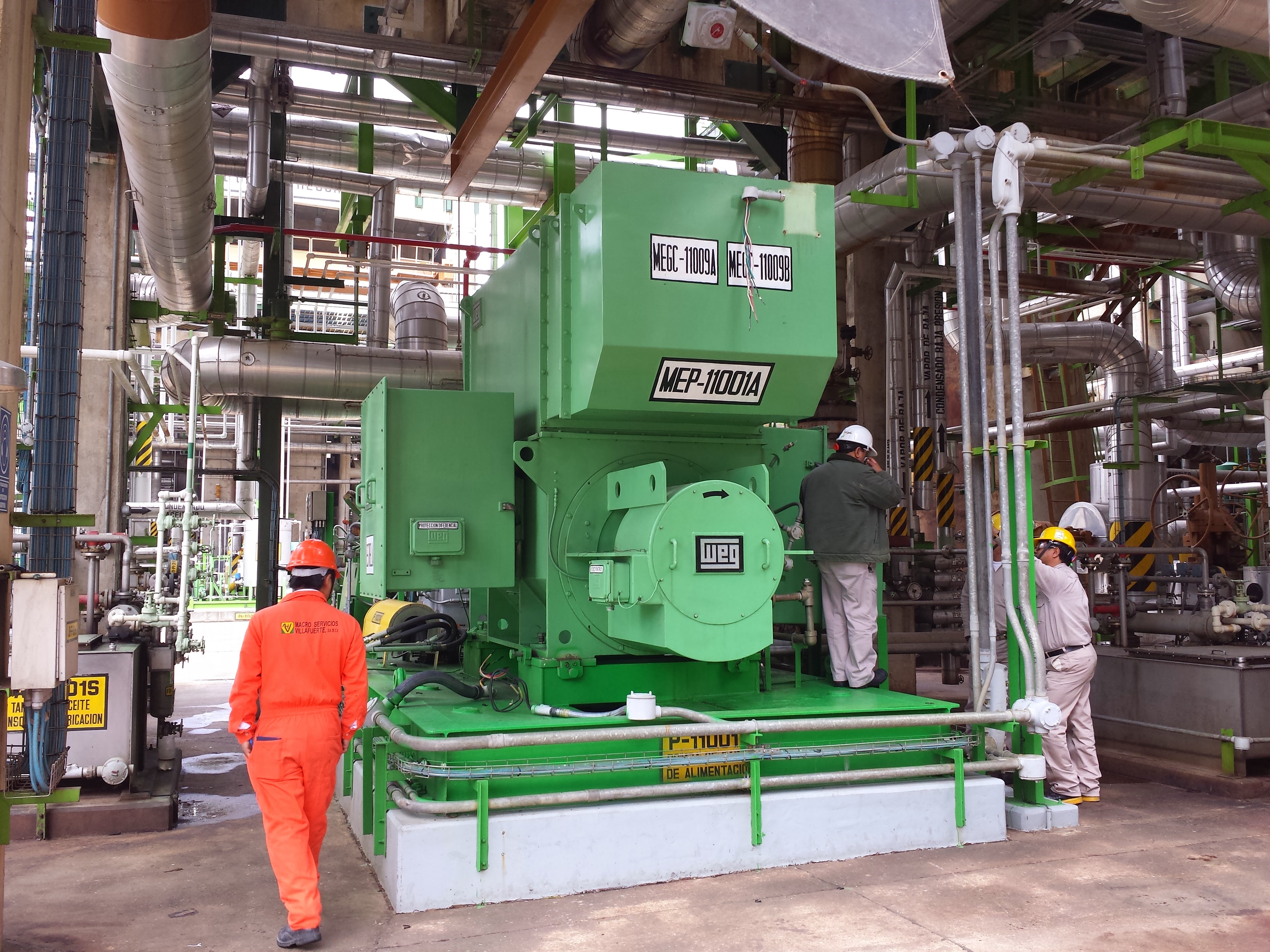 Motor WEG MEP-11001A en planta de proceso